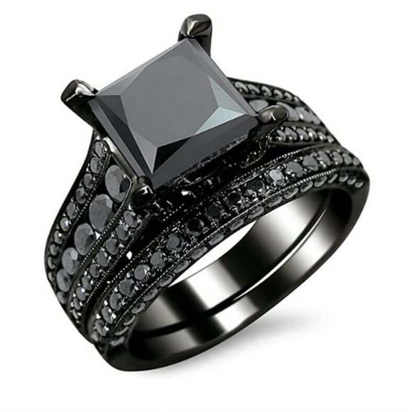 Jewelry - NEW 2PC/Set 2CT Princess Cut Black Sapphire Round Pave Engagement Ring